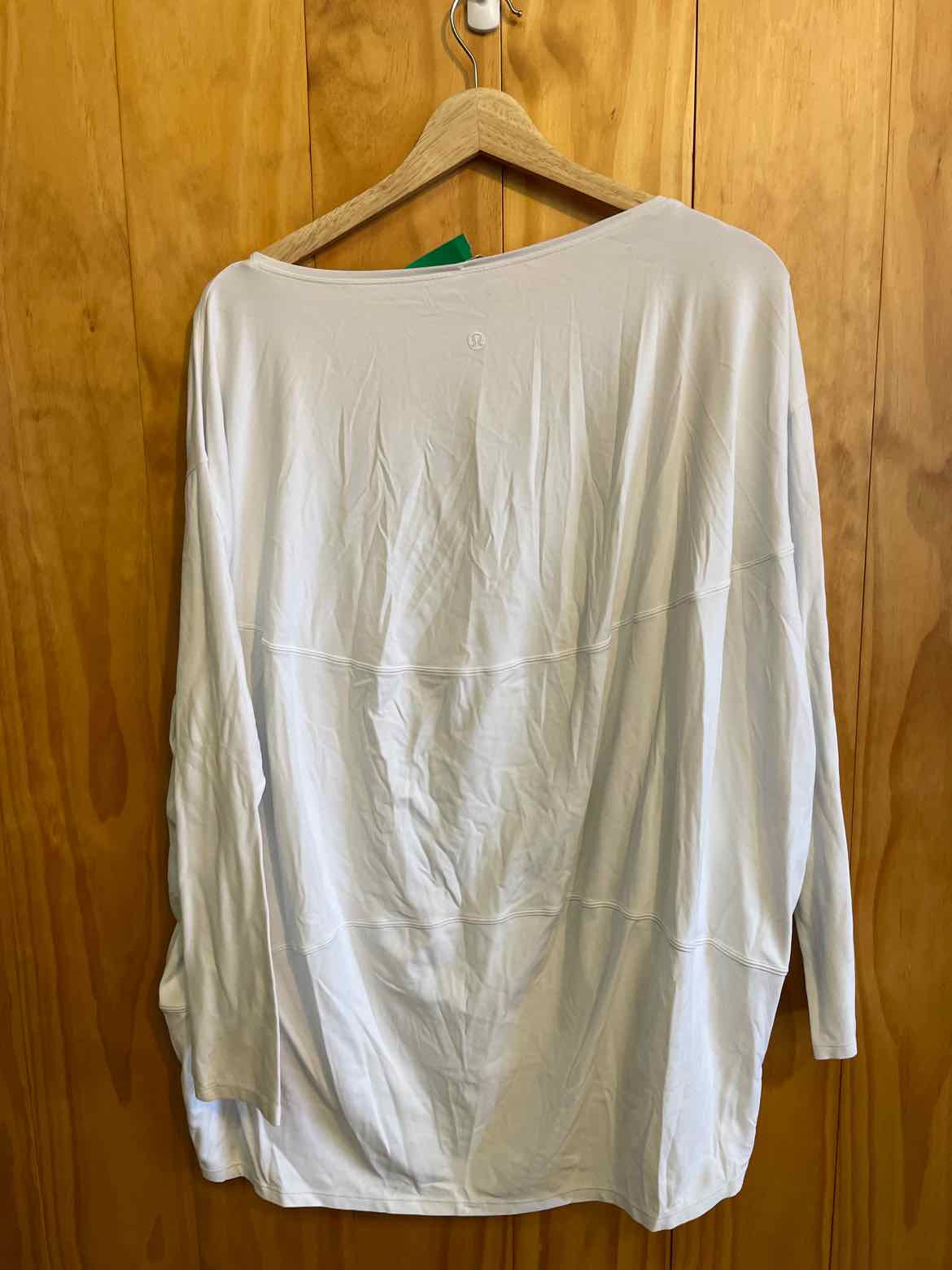 Lululemon White Women's Long Sleeve Shirt